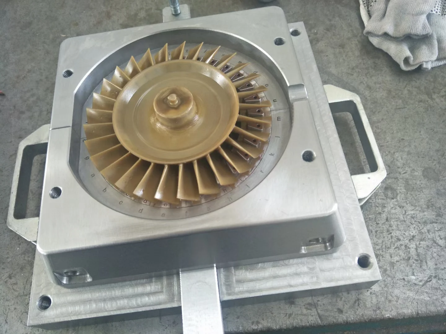 Heat-resistant alloy casting process