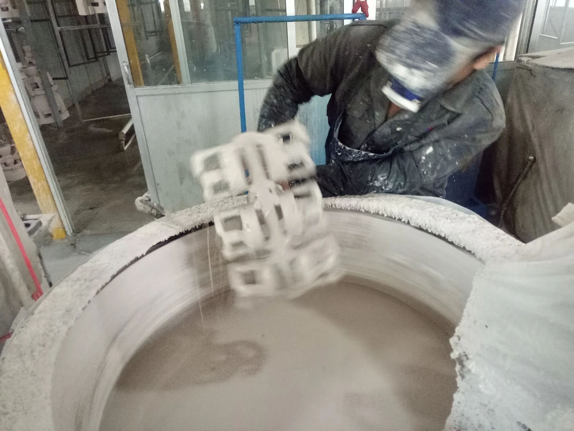 Industria surfaca traktado-proceso