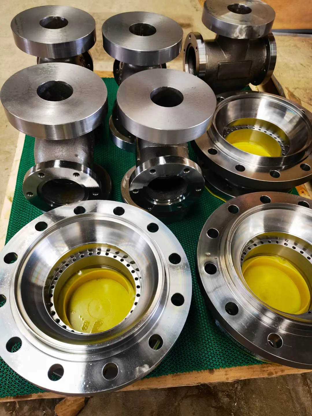 Precision titanium aerospace castings