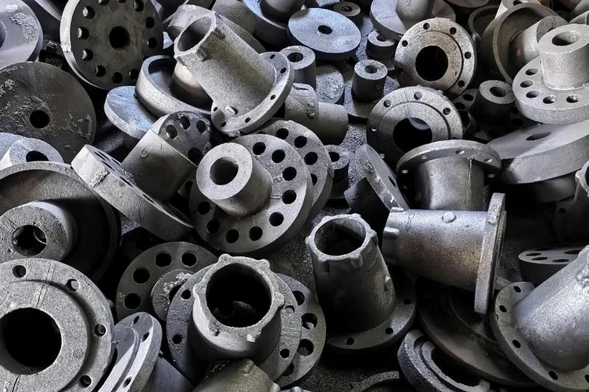 مكونات الصب من مادة Vastmaterial مرتبة لتحقيق إنتاجية المصهر وتخطيط الوزن المصبوب
